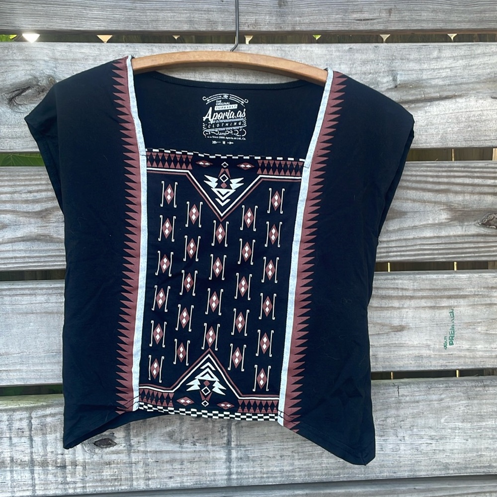 Aporia As top size medium